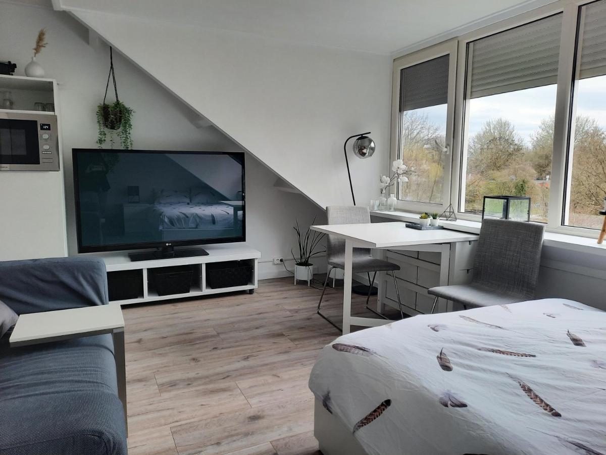 Studio 76 Groningen Met Gratis Leenfietsen Hotel Exterior photo